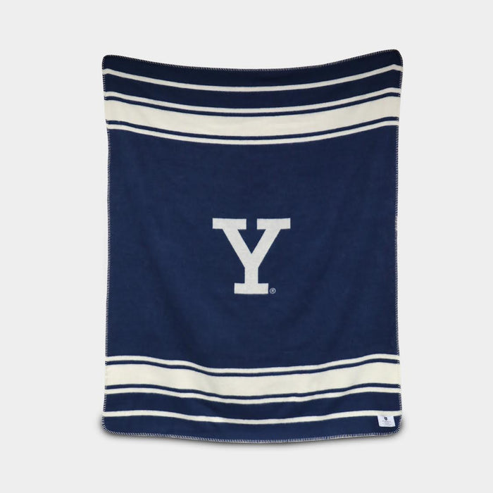 Yale Bulldogs Jacquard Wool Throw