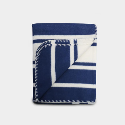 Yale Bulldogs Jacquard Wool Throw