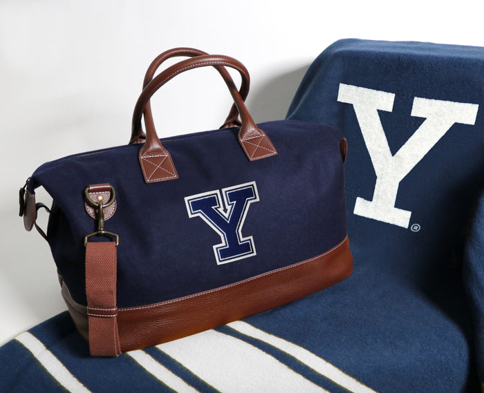 Yale Bulldogs Duffle Bag and Jacquard Blanket Set