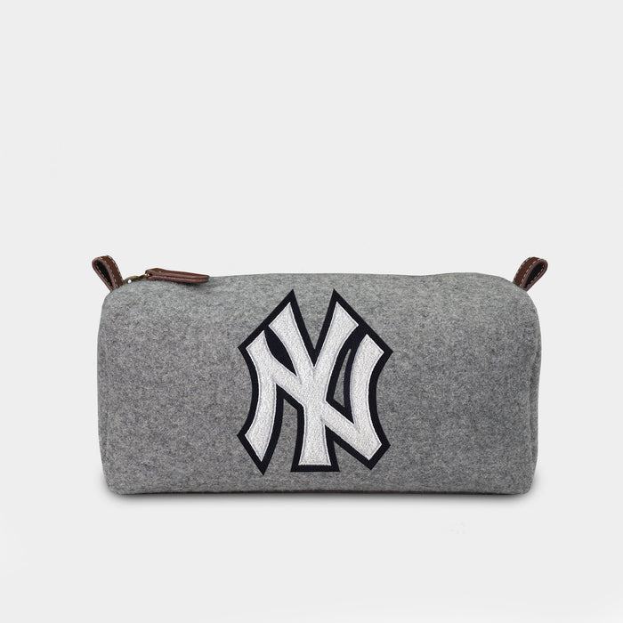 New York Yankees "NY" Grey Wool Dopp Kit