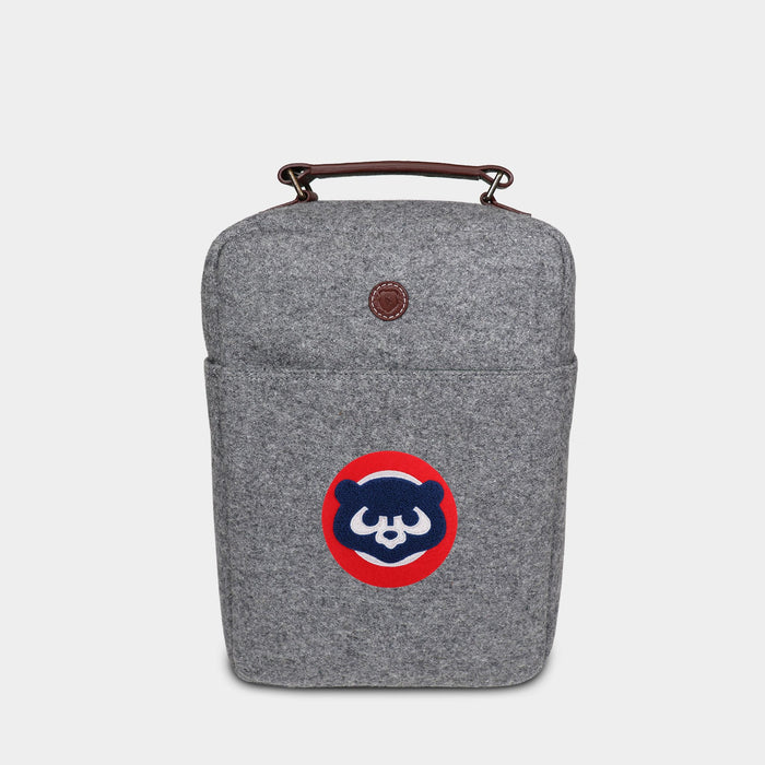 Chicago Cubs "Cub Bear" Woolen Shoe Bag