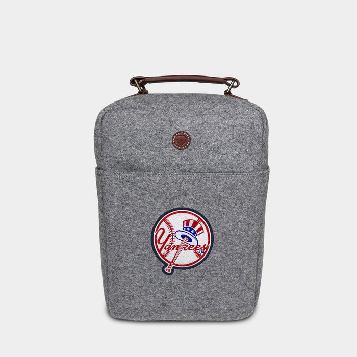 New York Yankees Woolen Shoe Bag