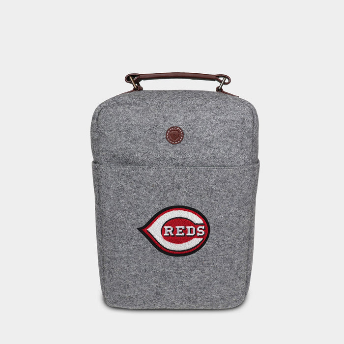 Cincinnati Reds Woolen Shoe Bag