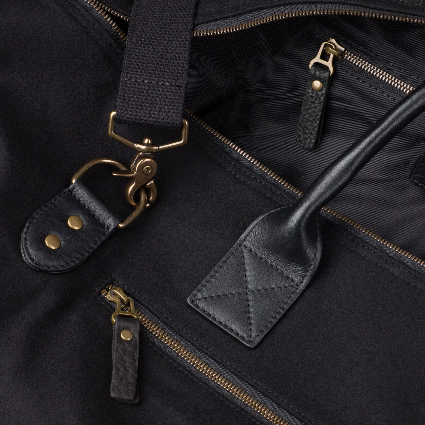 Minnesota Vikings “Viktor” Weekender Duffle Bag | Heritage Gear